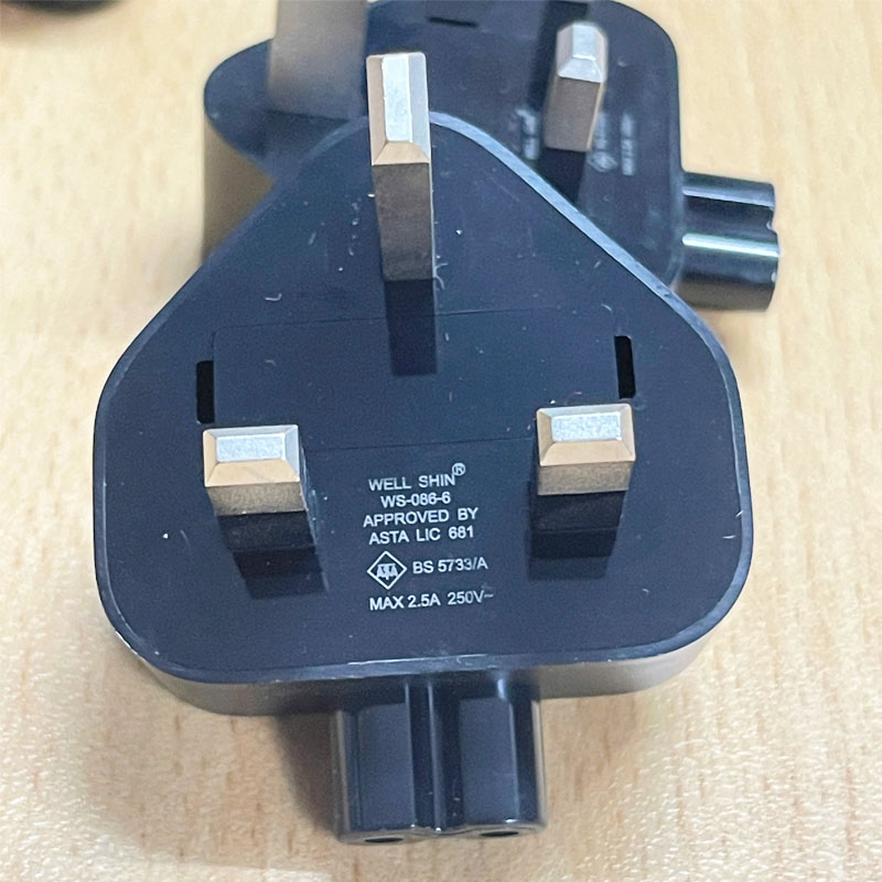 Bộ Chuyển Đổi Phích Cắm Điện WELL SHIN WS-086-6 Chuẩn UK BS5733/A to IEC320 C7 2.5A 250V
