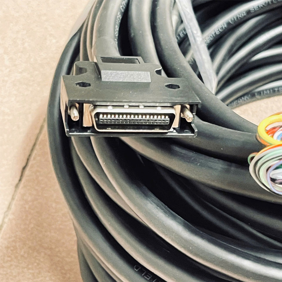 Cáp 20M 65ft DV0P4510 Interface Shielded Cable Connector 3M MDR 36 Pin Male With Screw to 36 Core Ends For I/O Control Panasonic MINAS A4P Series Connector CN X5 Servo Driver