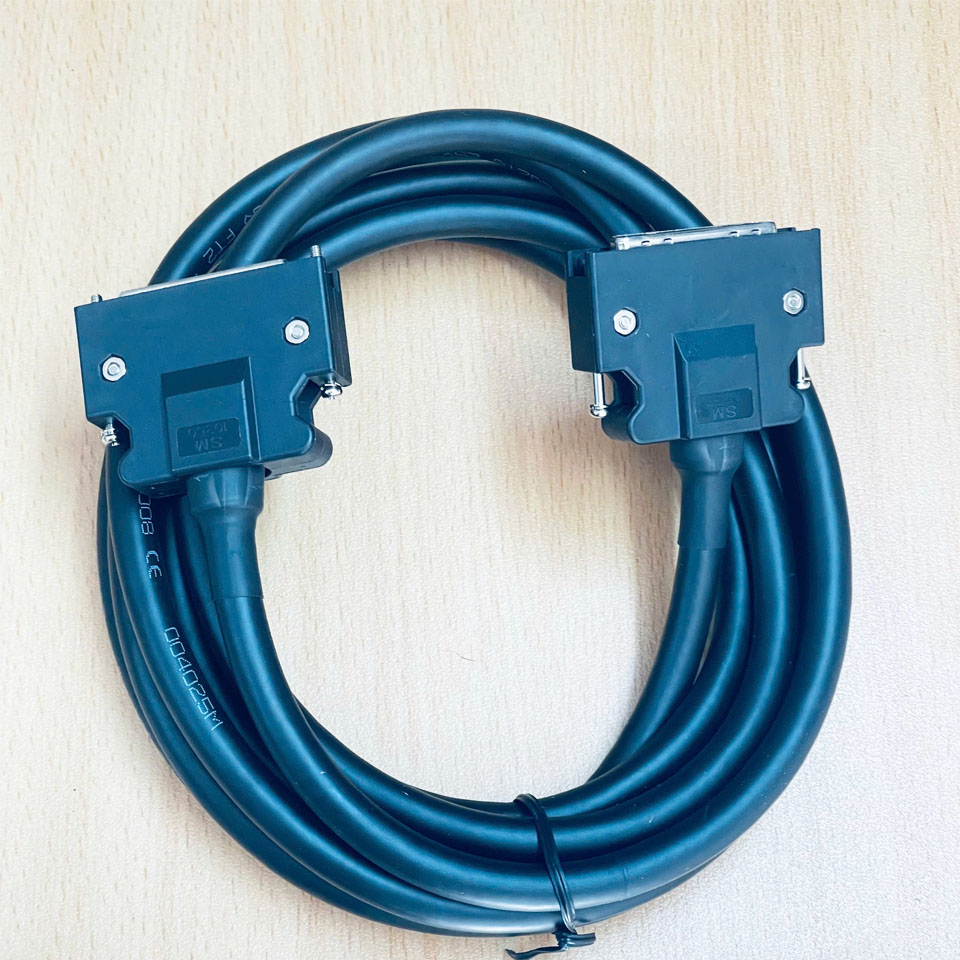 Cáp SCSI MDR 50 Pin Male to Male Connector 3M SM 10350 With Screw Pitch 1.27mm Gold Plated Shielded Cable Dài 3M For Mitsubishi Servo Driver MR-J3CN1 MDR 50 PIN X4 Interface CN1