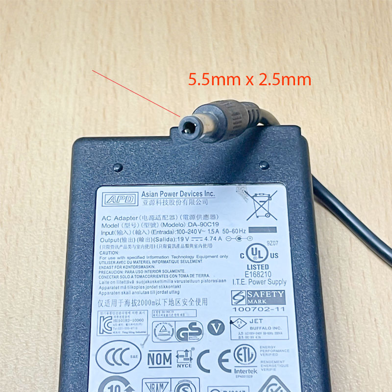 Adapter 19V 4.74A 90W APD DA-90C19 Connector Size 5.5mm x 2.5mm For Intel® NUC