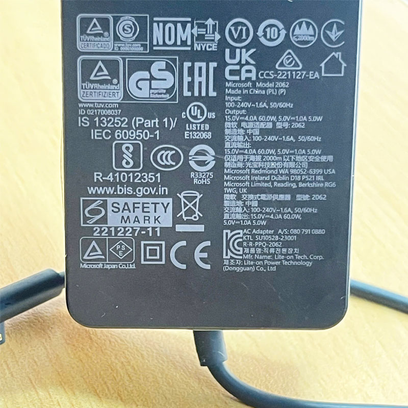 Chuyển Nguồn Adapter 15V-4A 5V-1A M1254383-004/Orting PA-2650-88MV Microsoft Surface Pro