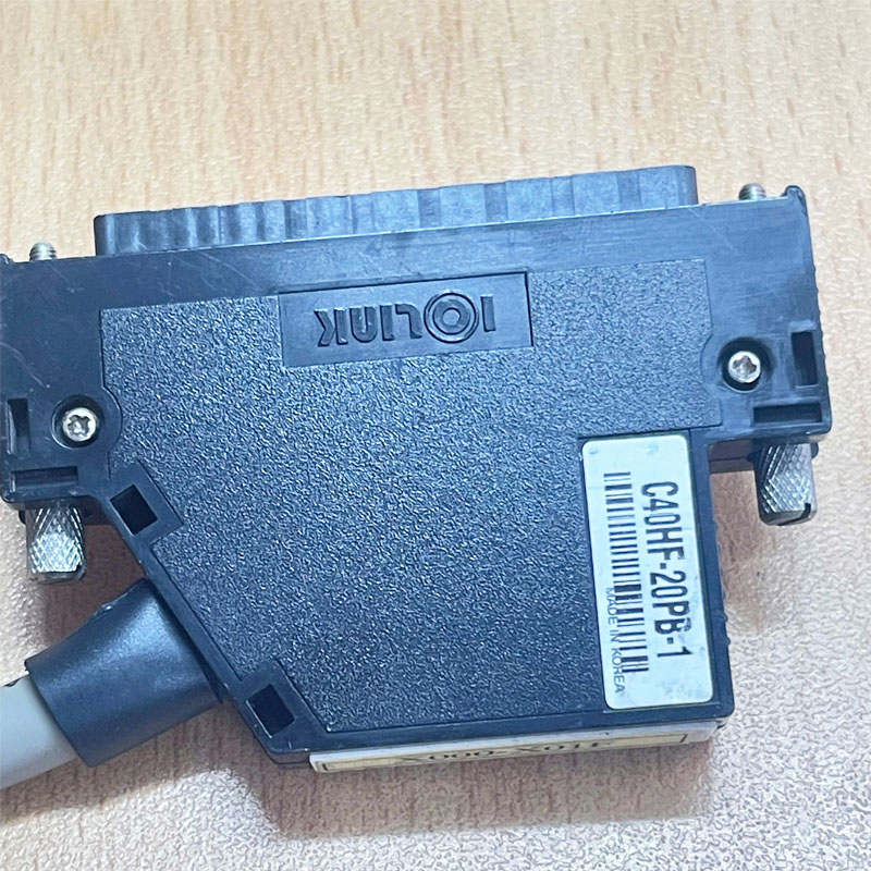 Cáp Samwon C40HF-20PB-1 IOLINK I/O Module Signal Cable Connector A6CON4 40 Pin to IDC 40 Pin Dài 2M For PLC Mitsubishi Q Series