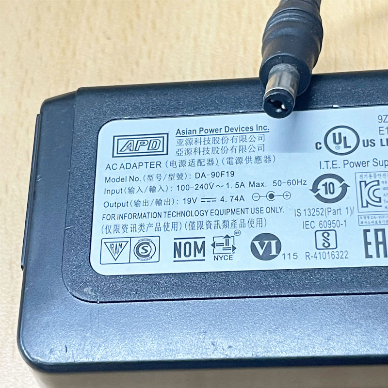 Chuyển nguồn Adapter APD 19V 4.74 DA-F19 Connector Tip Size 5.5mm x 2.1mm for DNS 340L WD PR4100 PR-4100 NAS DLINK 3 LED Monitor