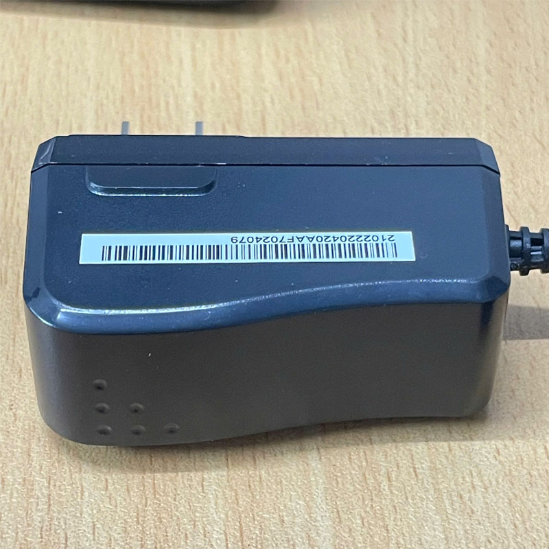 Adapter 5V 2A 10W Huntkey HKA01205020-1F US Plug Connector Tip Size 5.5mm x 2.1mm For IP Telecom Systems, HDMI over Ethernet Cable