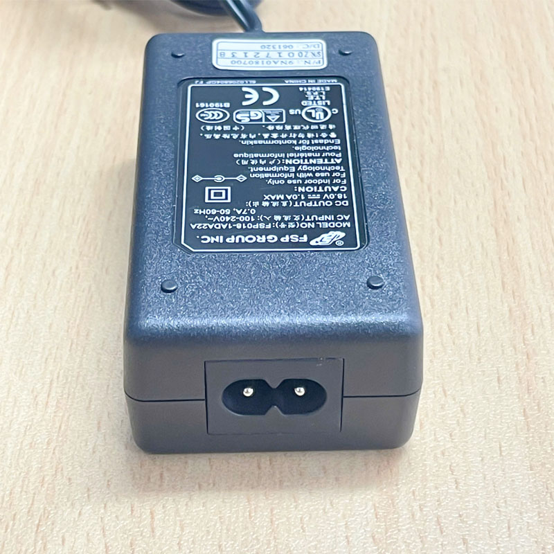 Adapter FSP FSP018-1ADA22A 18V 1A Connector Size 5.5mm x 2.1mm