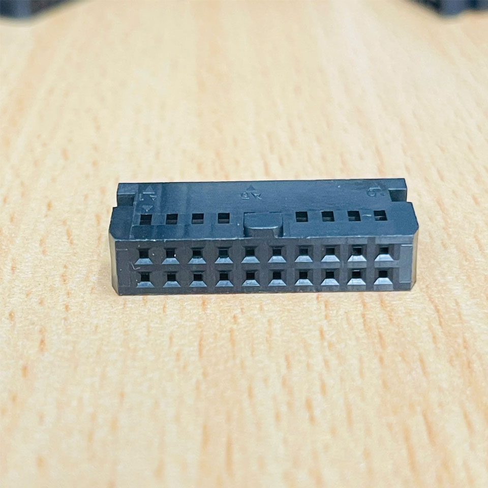 Đầu Jack  HIF3BA-20D-2.54C(63) Hirose 20 Way IDC Female Connector Socket 20 Position Rectangular Housing Connector Socket Black 0.100" 2.54mm Pitch