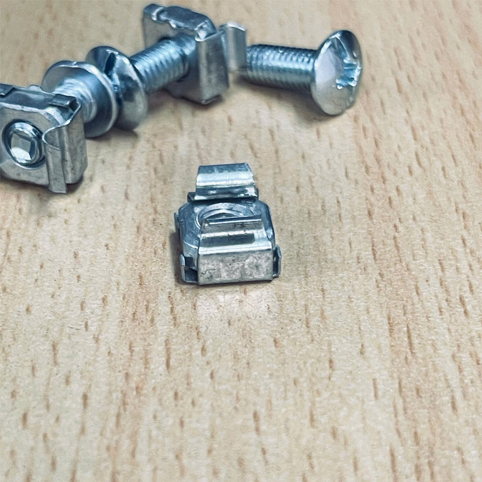 Bộ Ốc Cài M6 Lắp Tủ Mạng Tủ Rack Chuyên Dụng Rack M6 19"Bolts & Washers, Bolt Size M6x15mm
