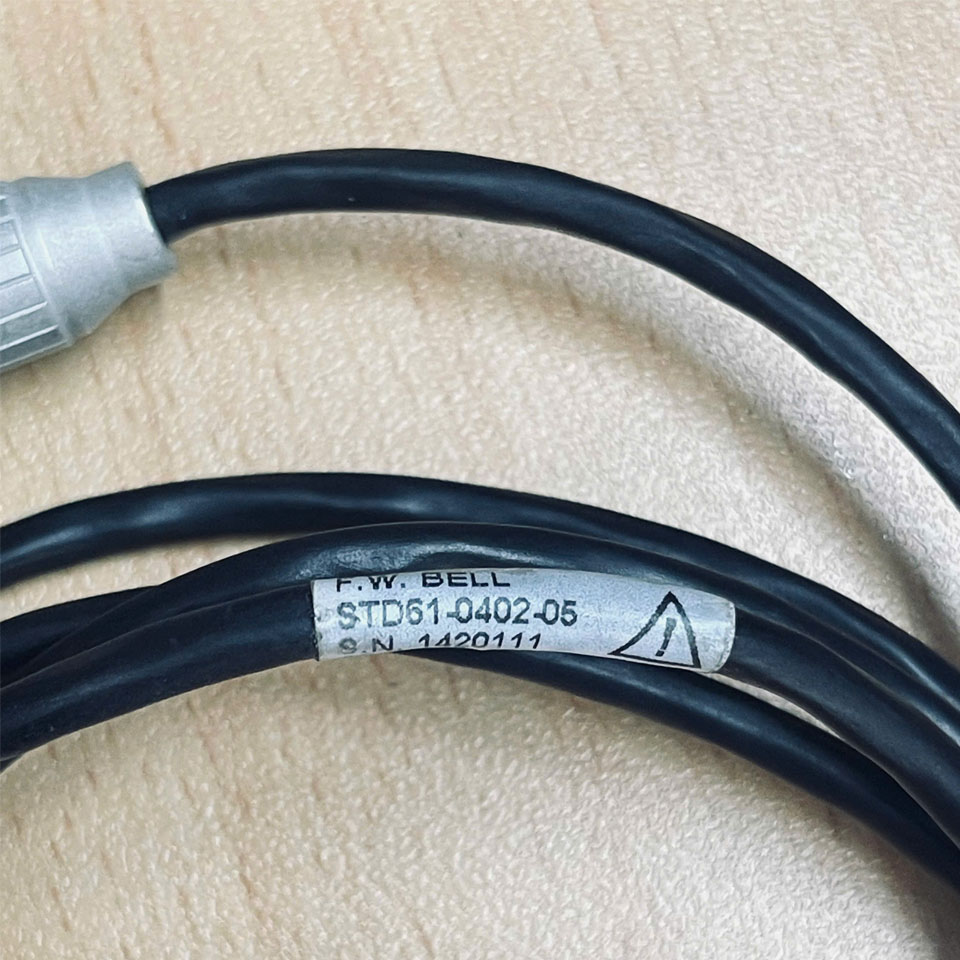 Đầu Dò Từ Trường F.W.BELL STD61-0402-05 Dài 1.8M For 6000 Series Gaussmeter Probes