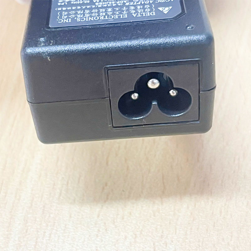 Adapter DELTA 19V 3.42A ADP-65JHBB Connector DC Size Tip 5.5mm x 1.7mm  90 Degree For Laptops, Smartphones, Tablets