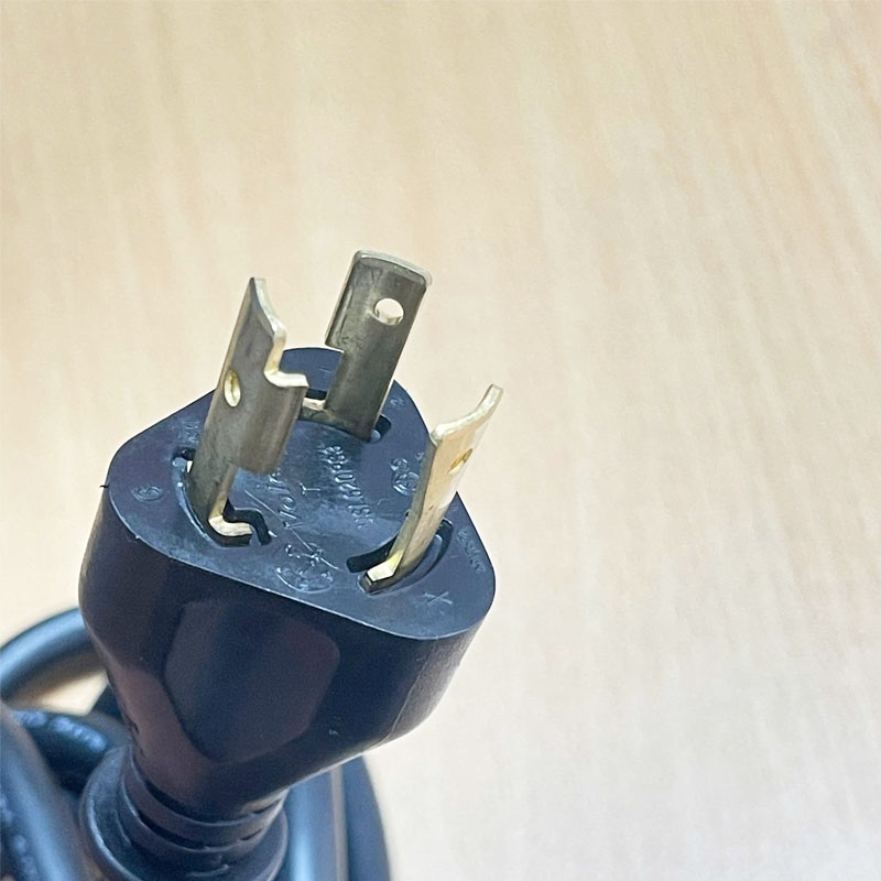 Dây Nguồn Cisco Volex 72-1411-01 CAB-C19-CBN Dài 4.2M Power Cord NEMA L6-20P to C19 20A 250V 12AWG 3x3.31mm² This High-Quality Cable For  High Power Audio Equipment