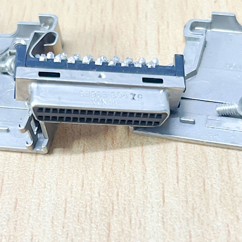 Đầu Jack Hàn Cáp SCSI HPDB 36 Pin Female with Latch Clip Connector Circular For Terminal Blocks Module, Break Out Board Module