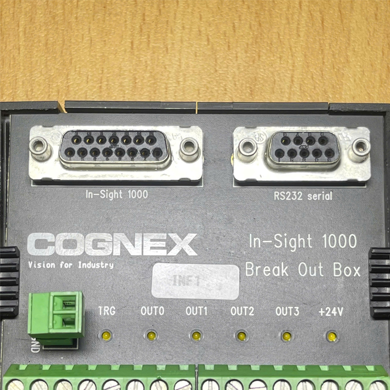 Bộ điều khiển Cognex CIO-1350 800-5743-1D In-Sight 1000 RS232 Serial Woet MPS 80 Break Out Box