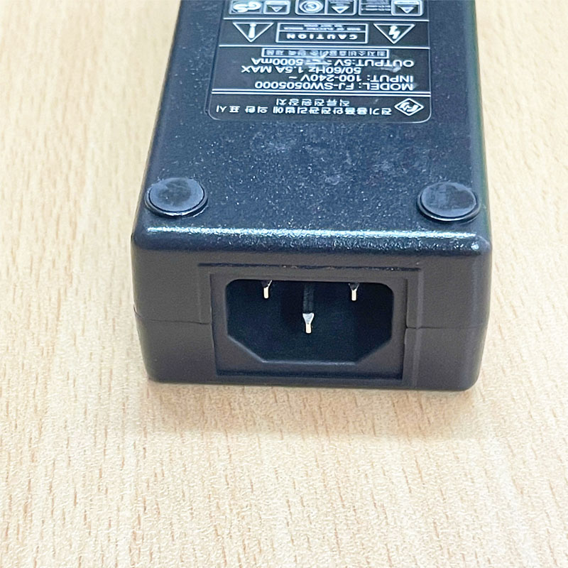 Bộ Chuyển Nguồn Adapter 5V 5A FJ-SW0505000 Connector Size 5.5mm x 2.5mm