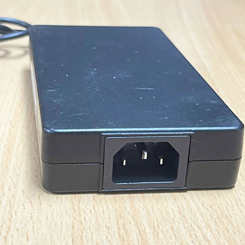 Adapter 48V 2.5A 120W FSP120-AFAN2 Connector Size 5.5mm x 1.7mm For Hikvision Video Recorder POE DVR Power Supply