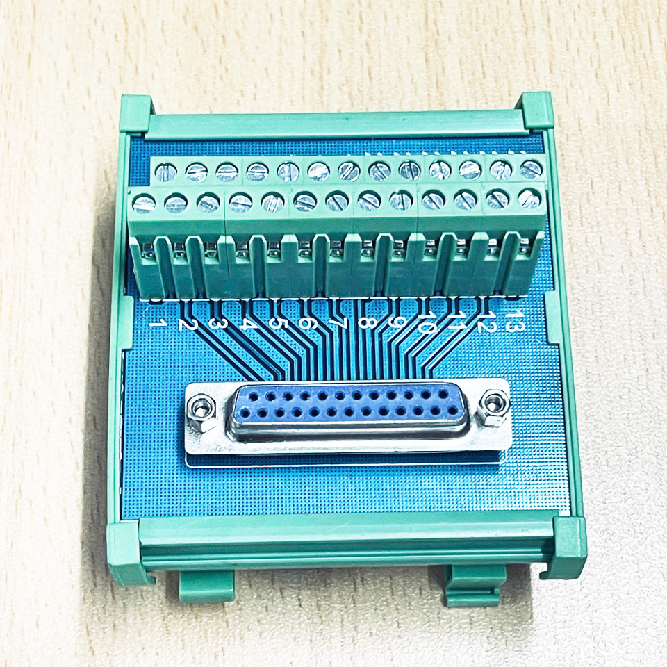 Cầu Đấu Connectwell ESMT D-Sub DB25 Female DB25 Breakout Board