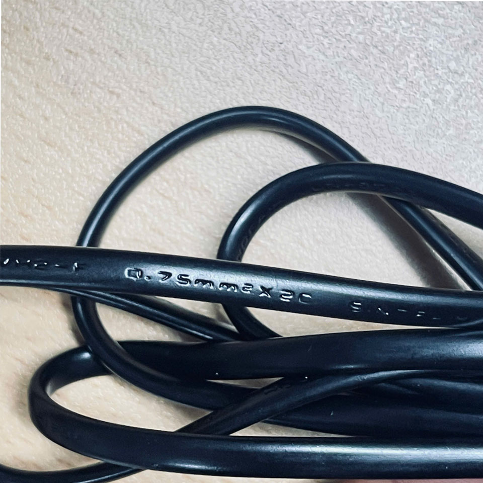Dây Nguồn 2 Chân Dẹt Số 8 VOLEX HG SZC7S  AC Power Cord Schuko CEE7/16 Euro Plug to C7 2.5A 250V 2Cx0.75mm² For Printer or Adapter Cable Flat PVC Black Length 1.5M