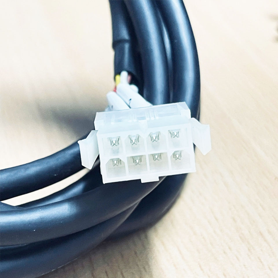 Cáp Power 8-pin (2x4) Molex Mini Fit Jr. 0.165 MOLEX 39-01-2085 White Male to Female Length 1.7M For Encoder/I/O Connection Servo And DC Power Cable Between Machine Modules