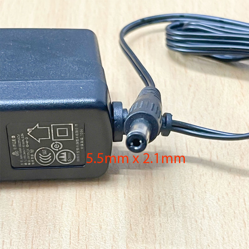Adapter 5V 2A AW018WR-0500200CV Connector Size 5.5mm x 2.1mm Power Supply