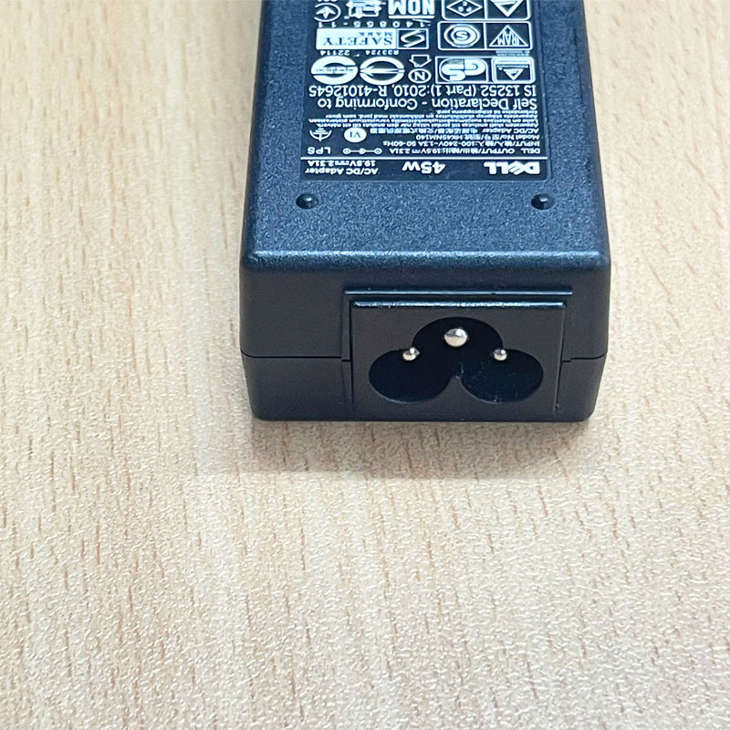 Adapter Dell 19.5V 2.31A 45W HK45NM140 Chân Cắm DC Size 4.5mm x 3.0mm For Dell XPS 13 9333 9343