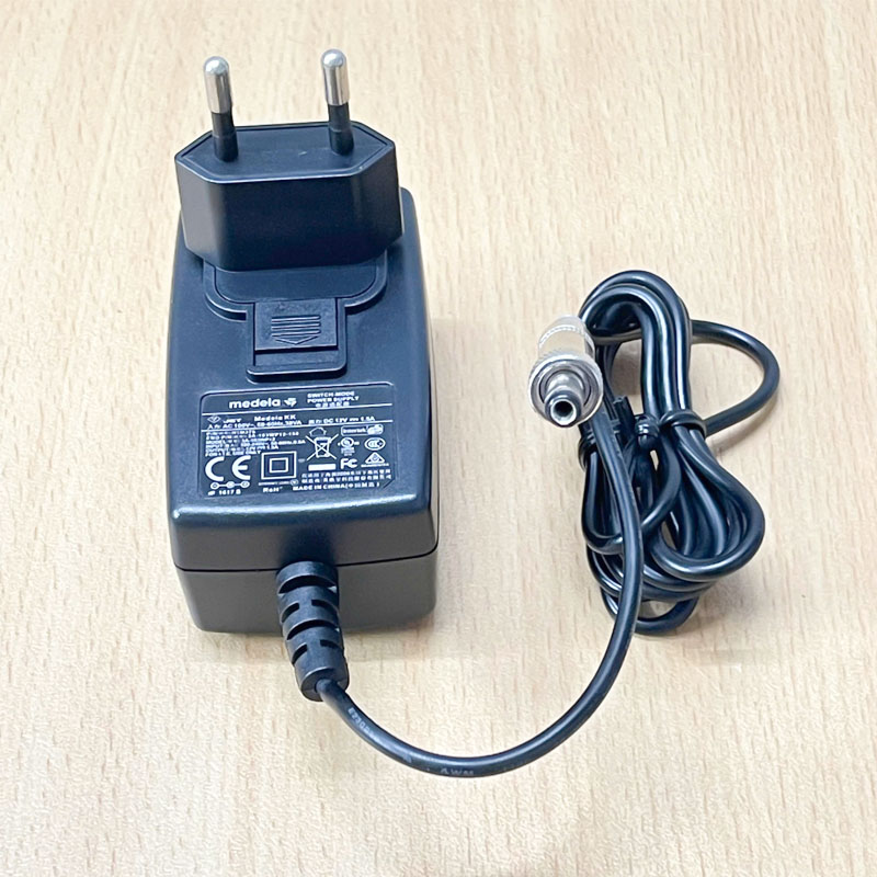 Chuyển Nguồn Adapter 12V 1.5A MEDELA 3A-183WP12-150 Chân cắm khóa vặn ren Connecter Size 5.5mm x 2.5mm Locking For Sony PIX-E7 PIX-E5 Atomos Ninja V/Shogun Màn hình Ikan DJI Đèn LED Hollyland Mars 400s Smallhd Indie 7 Aputure