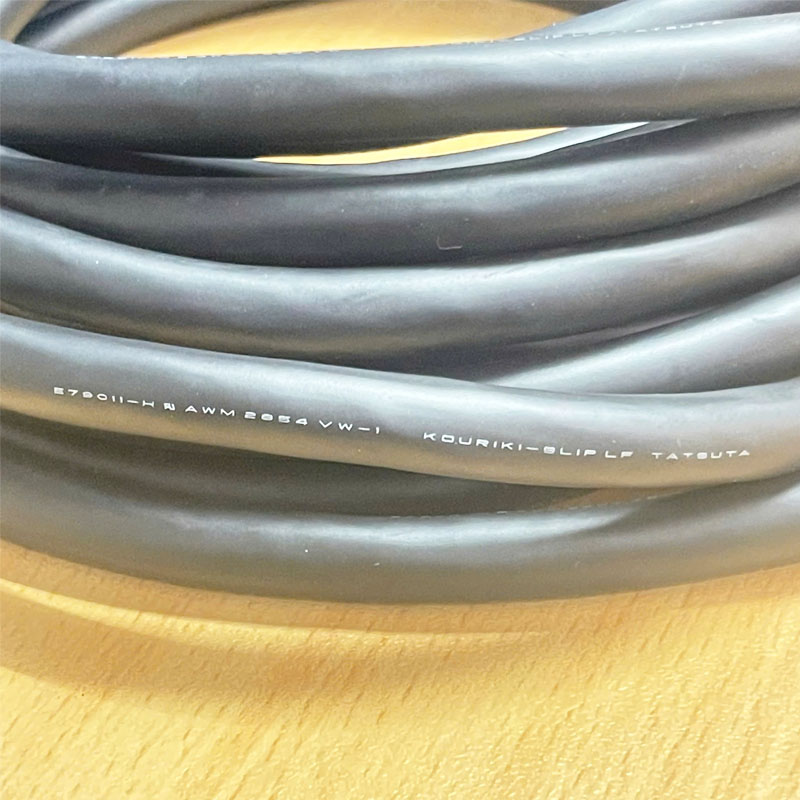 Cáp CB-CA-MPA070-RB Dài 7M For Motor Encoder Communication