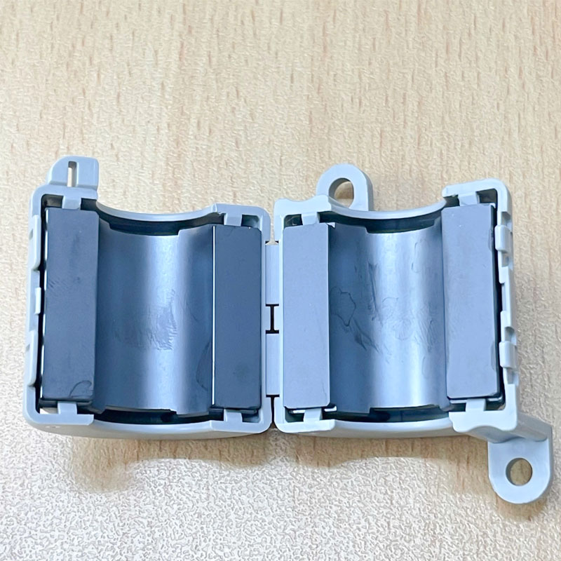 Cụ Khử Từ Lọc Nhiễu SEIWA E04SR401938 Cable Max OD 20mm Noise Suppressor EMI RFI Clip Choke