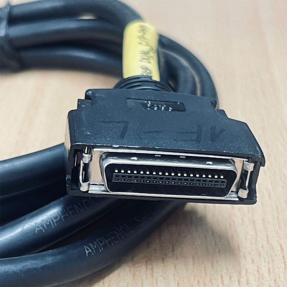 Cáp Camera Link SCSI 36P DUAL C/P-PYH 2.5M Cable MDR 36 Pin Male to MDR 36 Pin Male with Latch Clip Screw  Dài 2.5M For Industrial Camera Microscope Camera MIPI Display