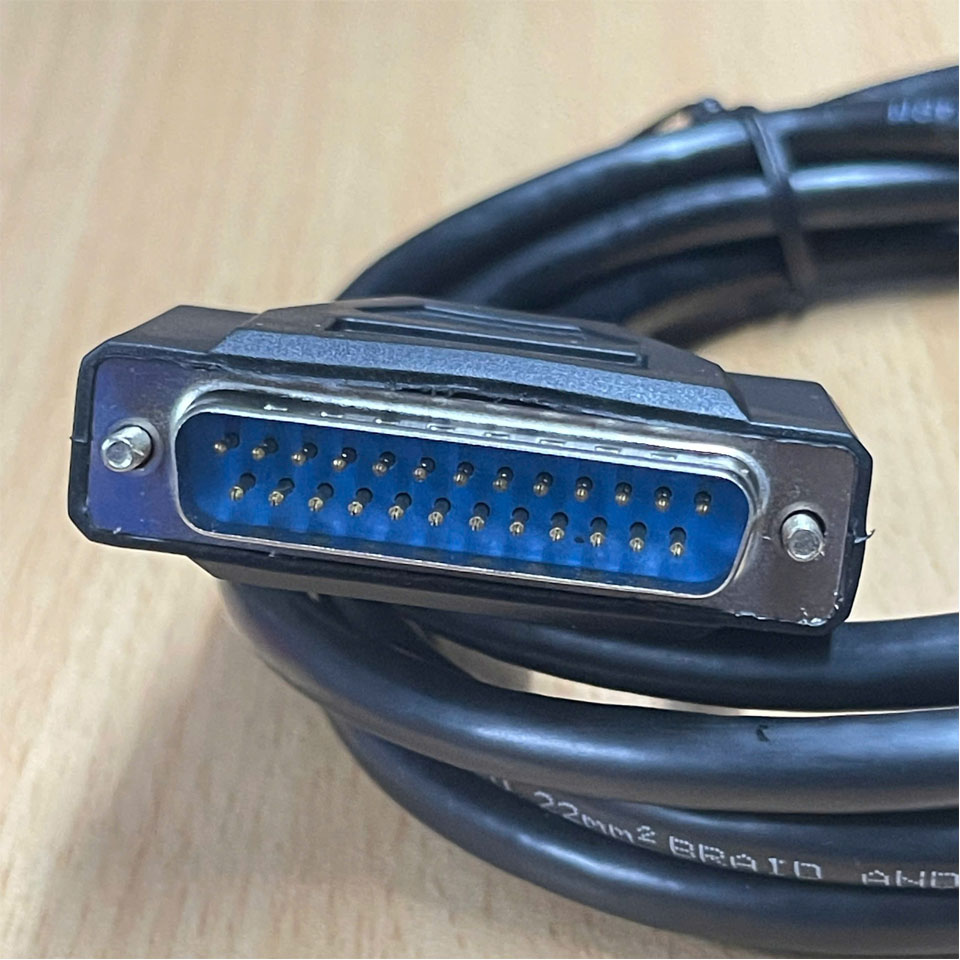 Cáp Máy Cắt Decal Mimaki CG-60ST Graphtec Kingcut Pcut Cable EIA RS-232C CCITT V.24 JIS×5101 DB25 Male to DB9 Female Dài 1.8M For Mimaki Roland Graphtec P-Cut Printing Cable