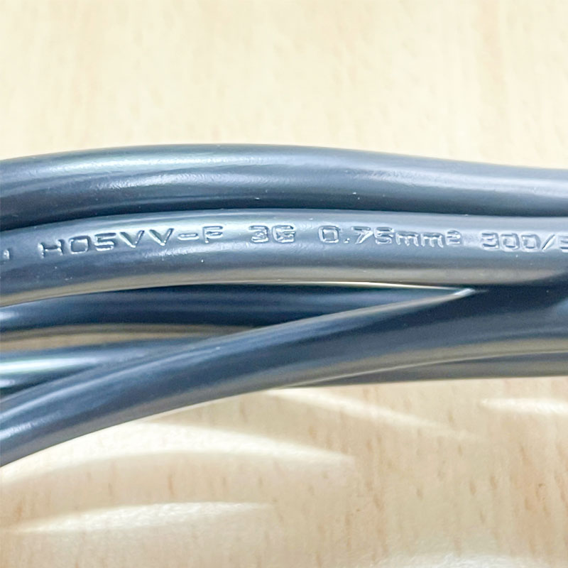 Dây Nguồn UK Plug BS 1363 Vuông Góc Phải IEC 320 C5 Power Cord I-SHENG SP-62 IS-039 5A/2.5A 250V 3x0.75mm² Dài 1.8M
