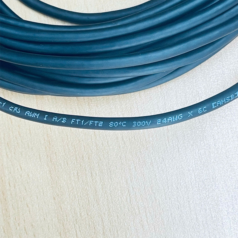 Cáp Kết Nối DB15 HD VGA 15 Pin Male to DB9 Female Metal Shell Connector CONNFLY Dài 10M Cable KAYANG E102671 24AWG For Lamf Sensor