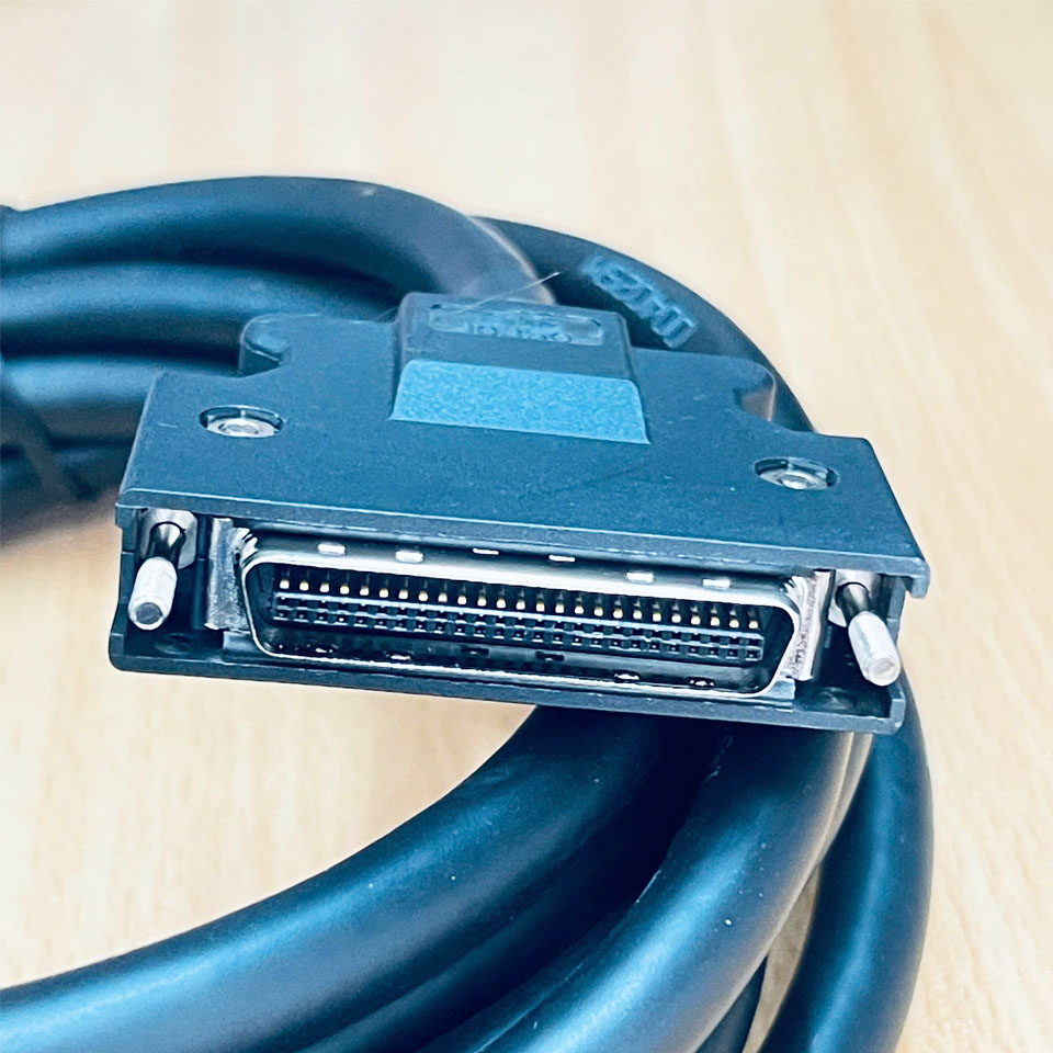 Cáp SCSI MDR 50 Pin Male to Male Connector 3M SM 10350 With Screw Pitch 1.27mm Gold Plated Shielded Cable Dài 3M For Mitsubishi Servo Driver MR-J3CN1 MDR 50 PIN X4 Interface CN1