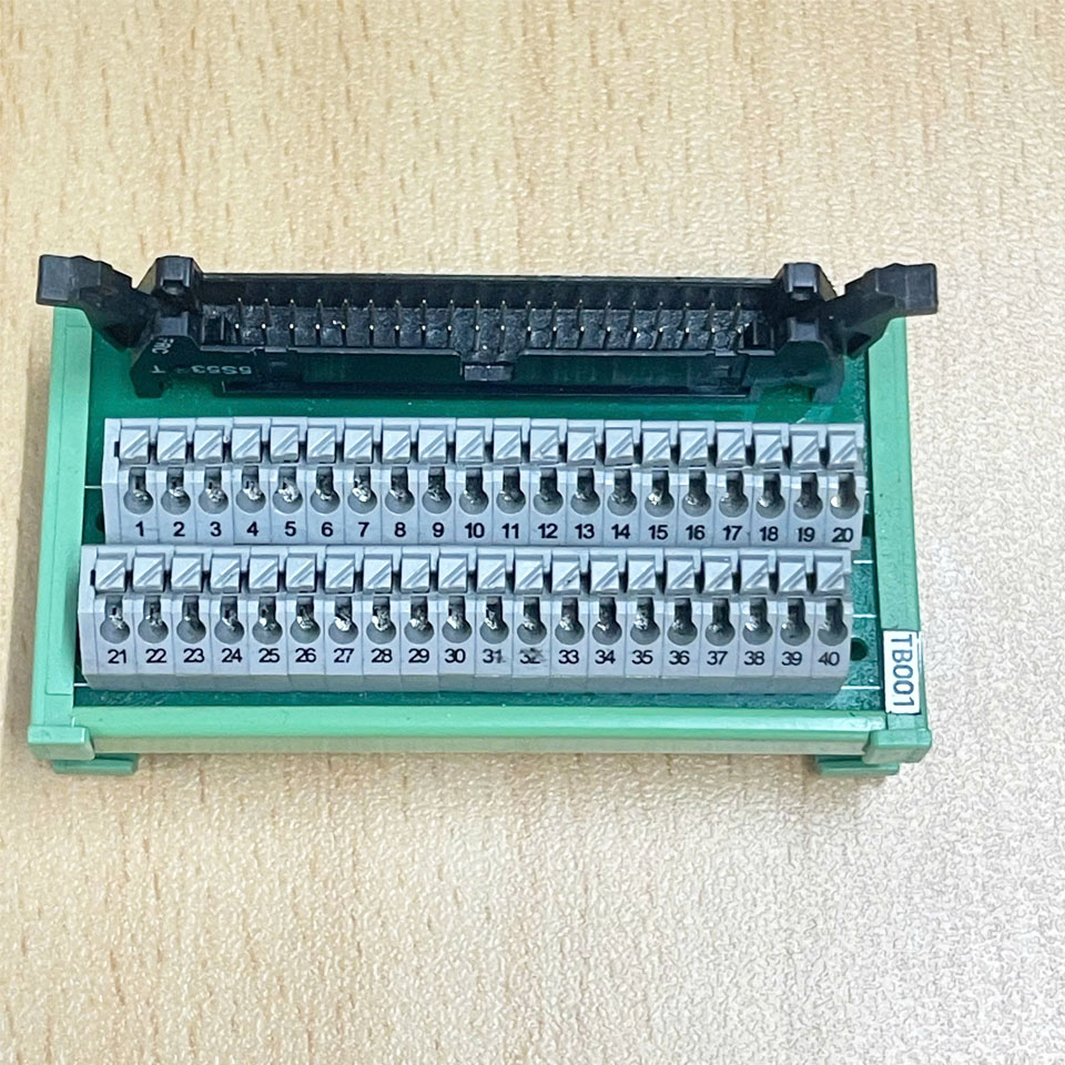 Khối Đấu Nối PLC Type: M40-PX02-1 SENTINEL Hàng Original Tháo Thiết Bị