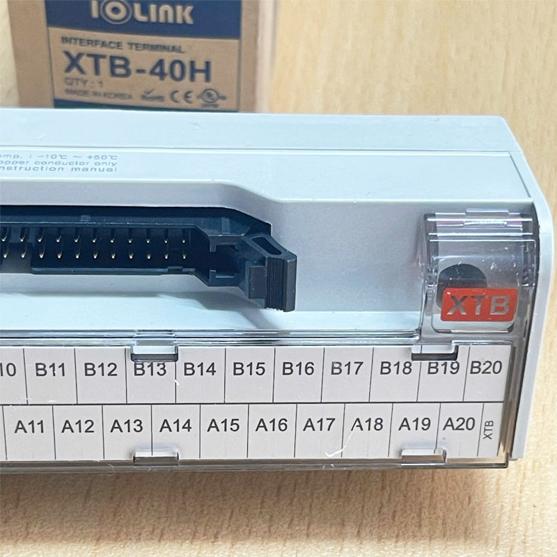 Cầu Đấu Original IOLINK XTB-40H 125V 50/60Hz 1A IDC 40 Pin Interface Terminal Block in Korea