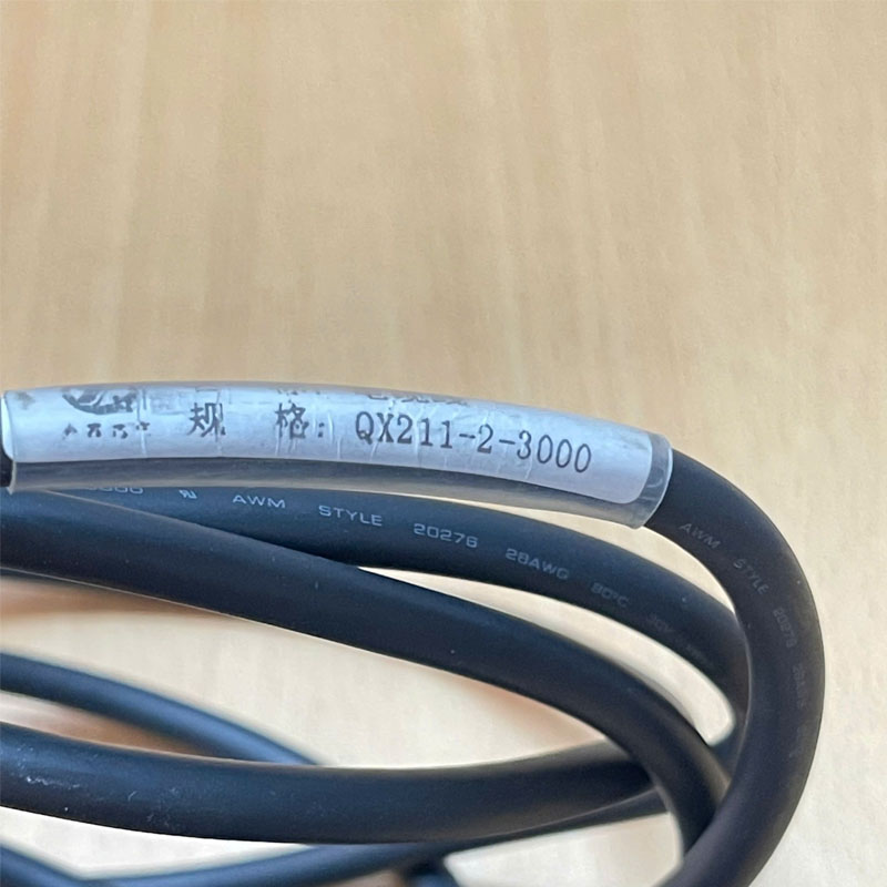 Cáp QITAI QX211-2-3000 Dài 3M CN1 IDC 34 Pin to CN2 IDC 40 Pin Pitch 2.54mm For PLC Keyence Kv Series