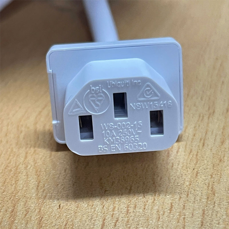 Dây Nguồn 3 Chân Chéo Tam Giác WELL SHIN WS-015 WS-002-15 Australia & China AC Power Cord GB2099 to C13 10A 250V 3Gx0.75mm² White Dài 1.8M
