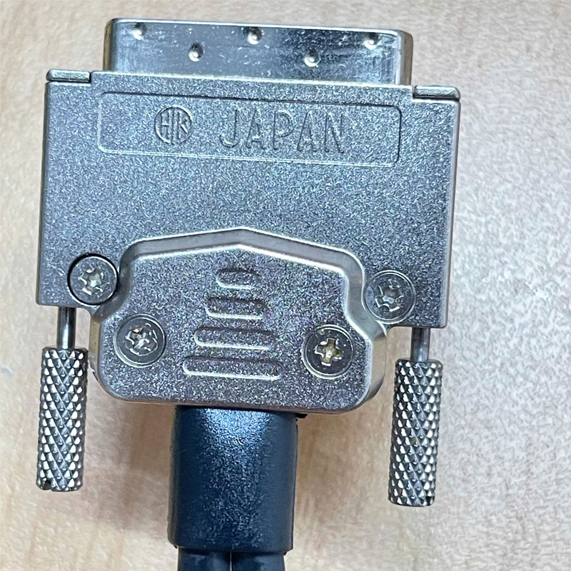 Cáp SCSI 68 Pin VHDCI Male to Slipter 2 MDR 50 Pin Male Shielded Dài 3.5M Cable E108683 30AWG X 15PR TAIYOUNG For AJINEXTEK ATX APC-EB36 TERMINAL BLOCK Dedicated Computer Connection, Possibly In An Industrial System or Special Peripheral Device.