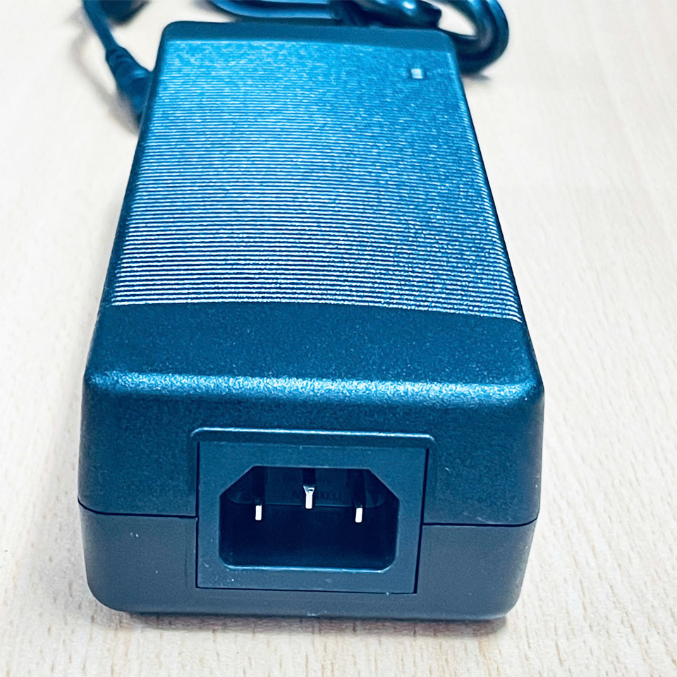 Bộ Chuyển Đổi Nguồn Adapter 12V 10A HG-120/100A-296S Jack Cắm DC Connector Size 5.5mm x 2.1mm Dùng Cho Bộ Chia USB Hub 16 Ports USB 3.0 SSK SHU1600