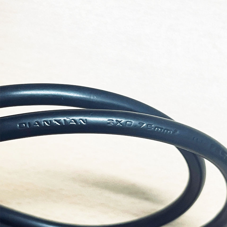 Dây nguồn 3 Chấu Chuẩn Chéo Vuông Góc  AC Power Cord Australia & China IEC60320 IEC C5 10A 250V 3X0.75mm Length 1.3M
