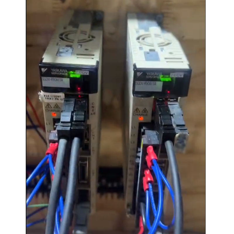 Cáp JEPMC-W6002-03-E Dài 3M For Yaskawa Servo Driver Communicaton Cable Mechatrolink-II Sigma 5
