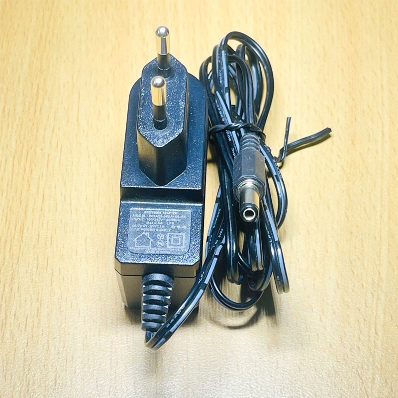 Adapter 5V 1A ShenZhen S06A23-050A100-PB  Connector Size 5.5mm x 2.1mm