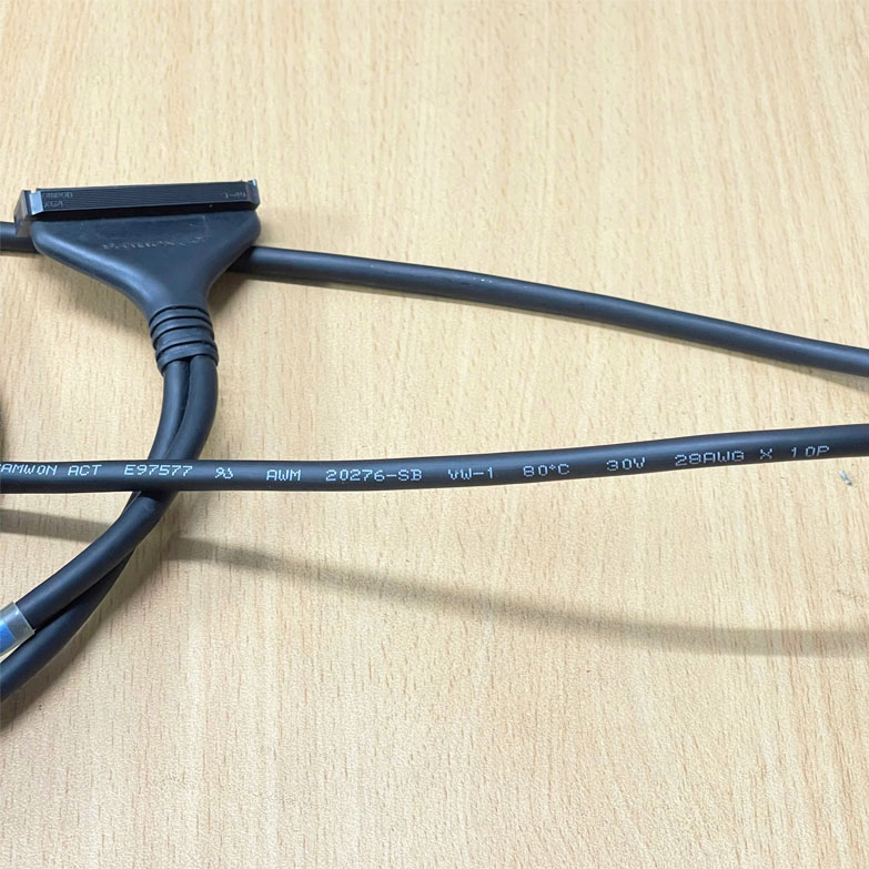 Cáp IOLINK SAMWON ACT R40H/20HH-20S-2A,1A IDC 40 Pin 2.54mm Pitch to 2 IDC 20 Pin Pitch Dài 2M For PLC XBM Breakout toSuit XBE Terminal Board