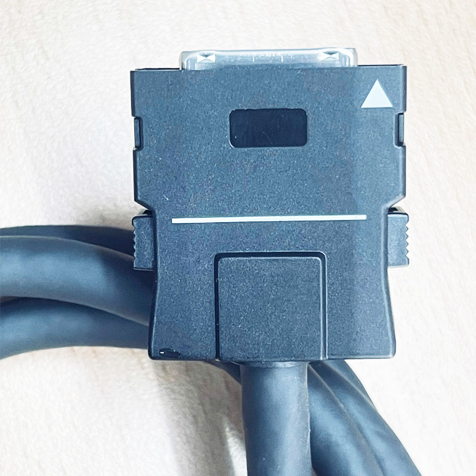 Cáp Nối Dài RCB12B 0Z251AA Cable Connector MDR 37 Pin Male to Male with Crimp Dài 1.2M For Mitsubishi PLC iQ-R Series