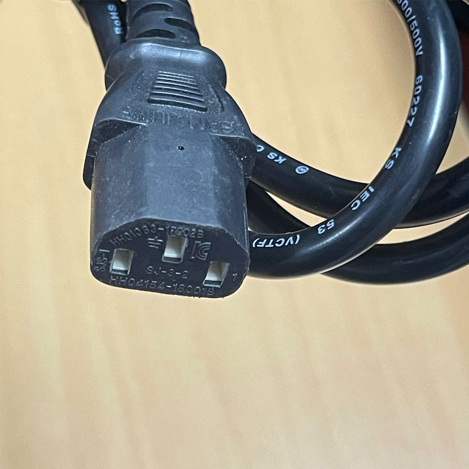 Dây Nguồn SAM JUNG SJ-3-2 European Schuko Power Cord CEE 7/7 to IEC320 C13 10A 250V 3x0.75mm² Dài 1.5M
