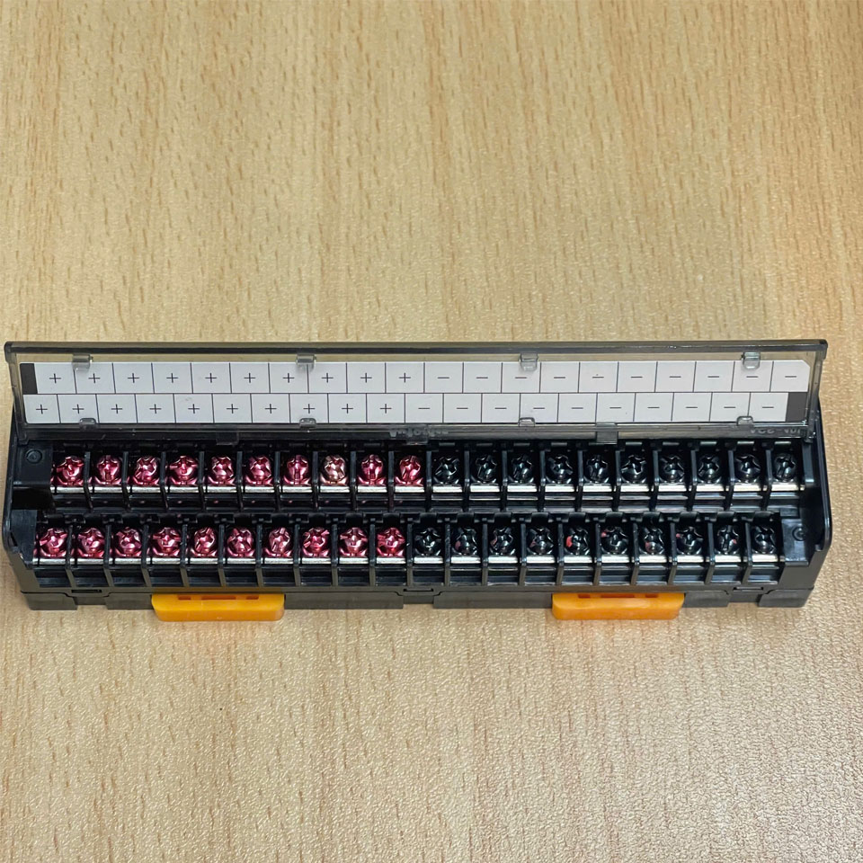 Cầu Đấu Nối Ốc Vít Terminal Block Autonics ACS-40L Pitch 7.0mm Định Mức Điện Áp 125VAC / 125VDC 10A