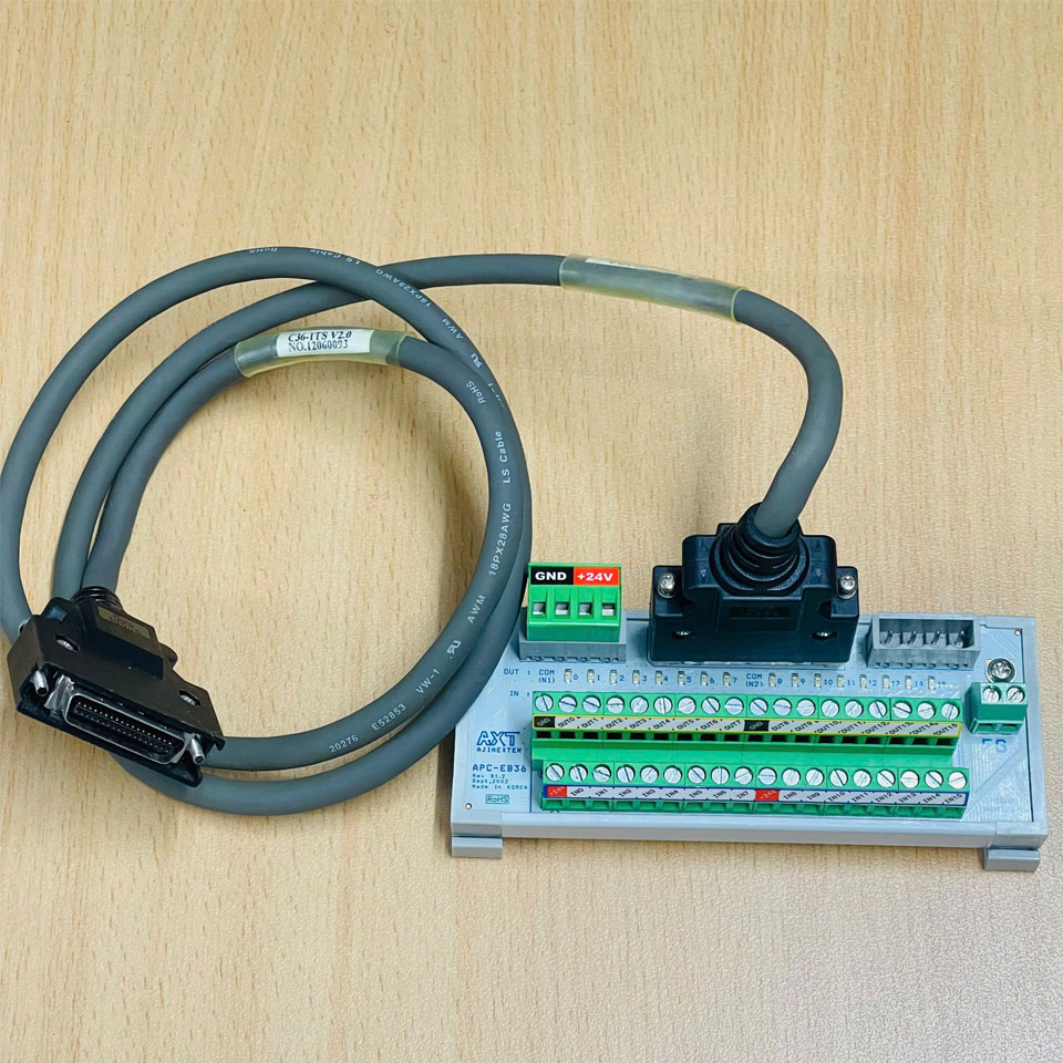 Cáp Điều Khiển C36-1TS V2.0 Cable MDR 36 Pin Male to Male Dài 1M For System AJNEXTEK APC-EB36 Terminal Block