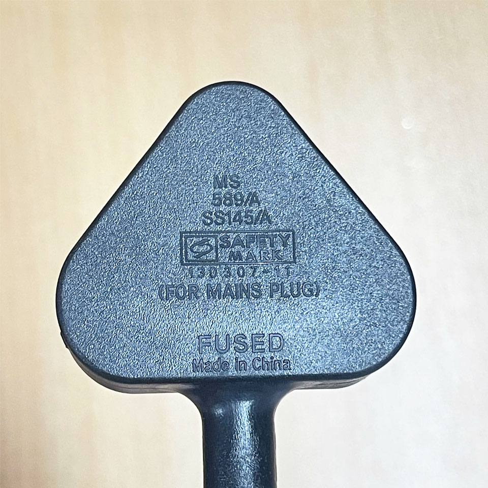 Dây nguồn HP 213351-018 Longwell LP-61LD UK BS 1363 Plug to C5 2.5A 250V 3x0.75mm Black Color Length 1M For HP Laptops Power Adapter