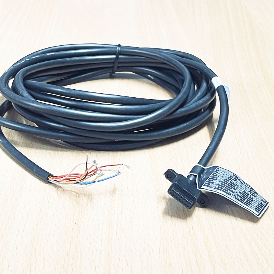 Cáp Kết Nối GL-RP5PM KEYENCE Dài 5M Cable Connector GL-R Main Unit Plug M14 12-Pins to 11 Core Open End