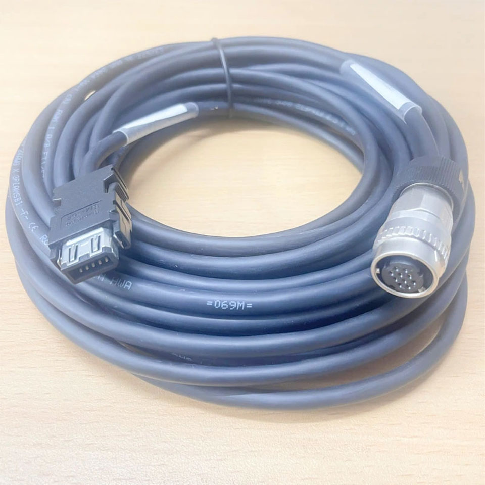 Cáp OEM MR-J3ENSCBL50M-L Dài 50M Cable SM10-SP10S-M-C to SM-10P-B Connector For Mitsubishi Servo Motor Encoder
