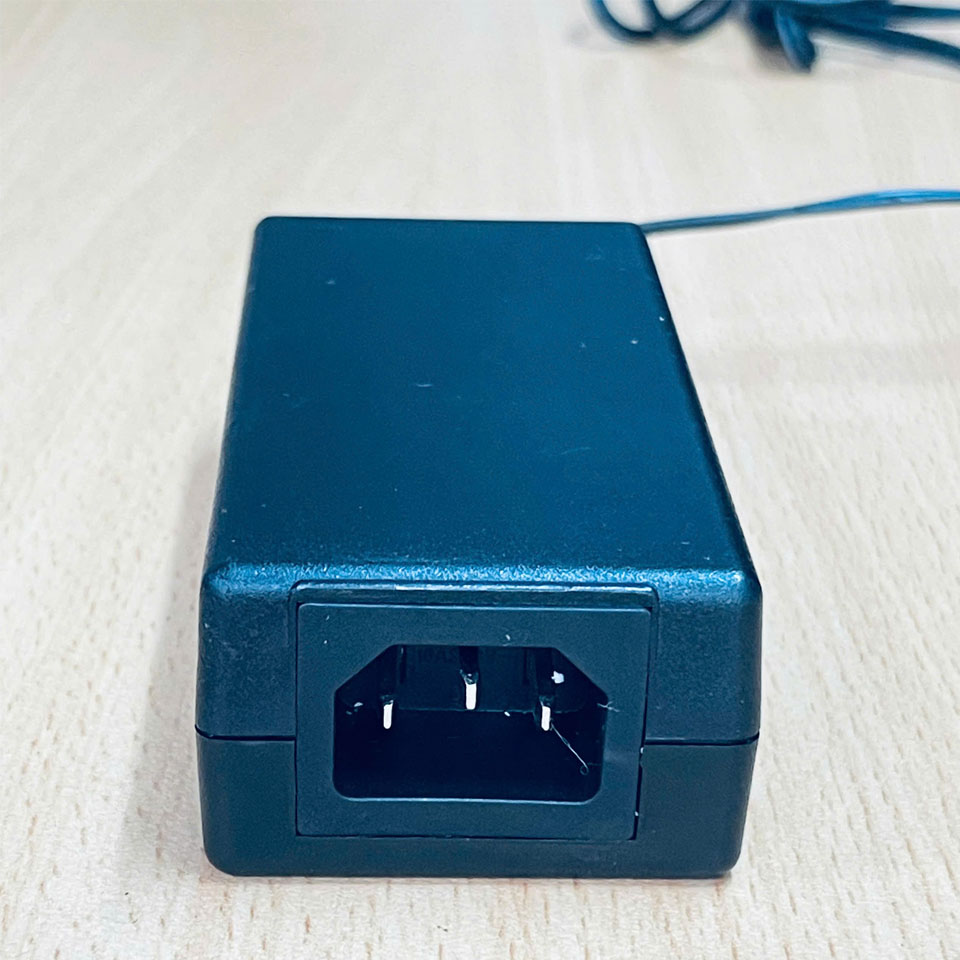 Adapter 48V 1.25A NU60-F480125-I1NN Connector Tip Size 5.5mm x 2.5mm For Network Equipment Netgear PoE Switches.