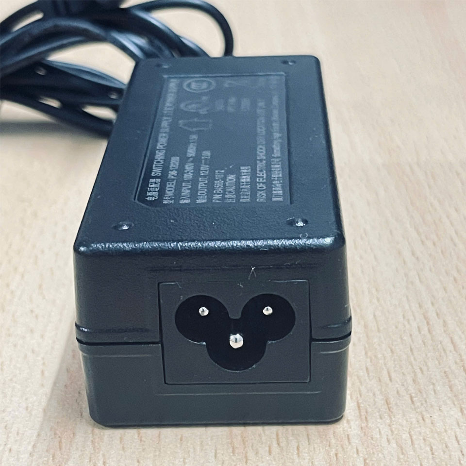 Bộ Chuyển Đổi Nguồn Adapter 12V 2A I.T.E P35-120200 Connector Size 5.5mm x 2.1mm